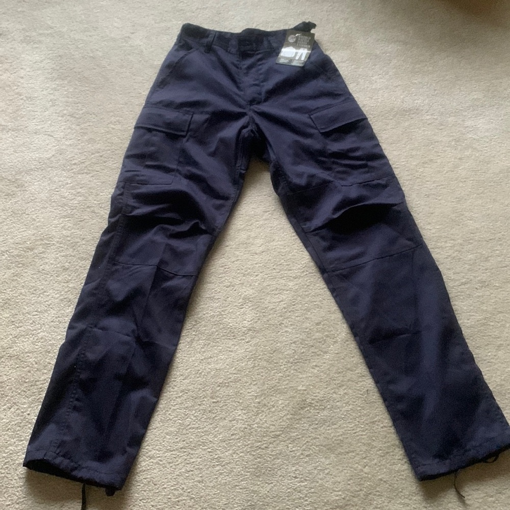 Rothco Tactical BDU cargo pant. Size XS regular length. Brand new with tag